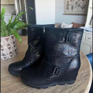 Sorel Joan of Artic Studded Wedges